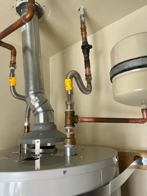 Water heater installation and plumbing repair in Corinth